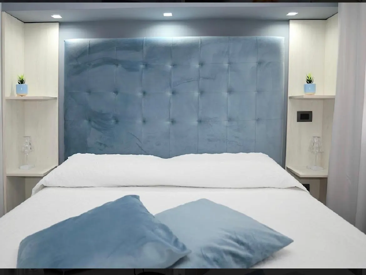 Suite Nunu Naples 0*,  Italy